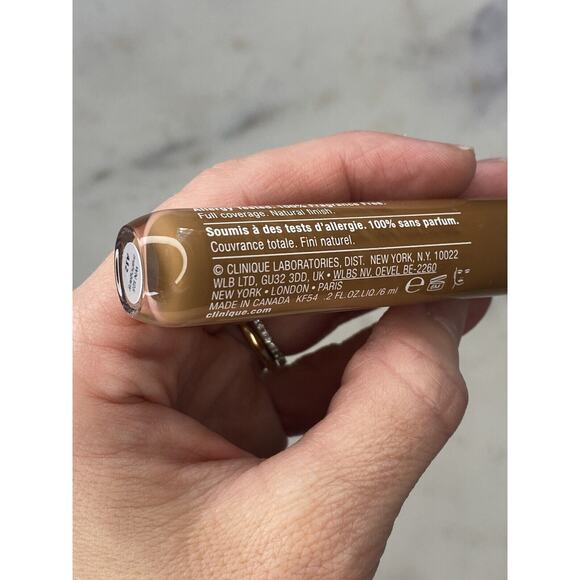 Clinique Even Better All-Over Concealer + Eraser. 0.2 fl oz WN 125 Mahogany - Picture 7 of 7